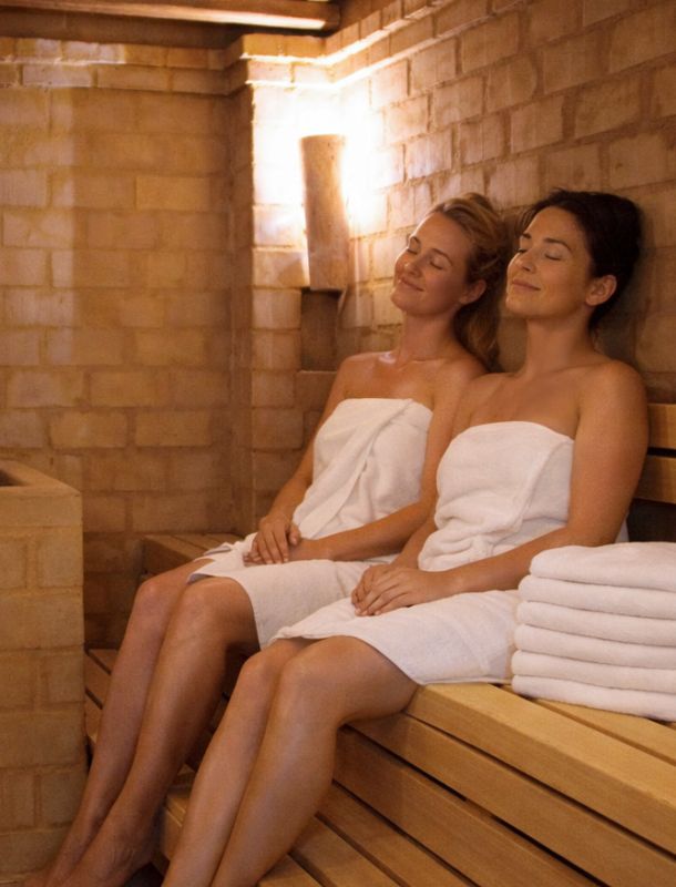 Naturpool im Hotel Churfürstenhof Bad Birnbach